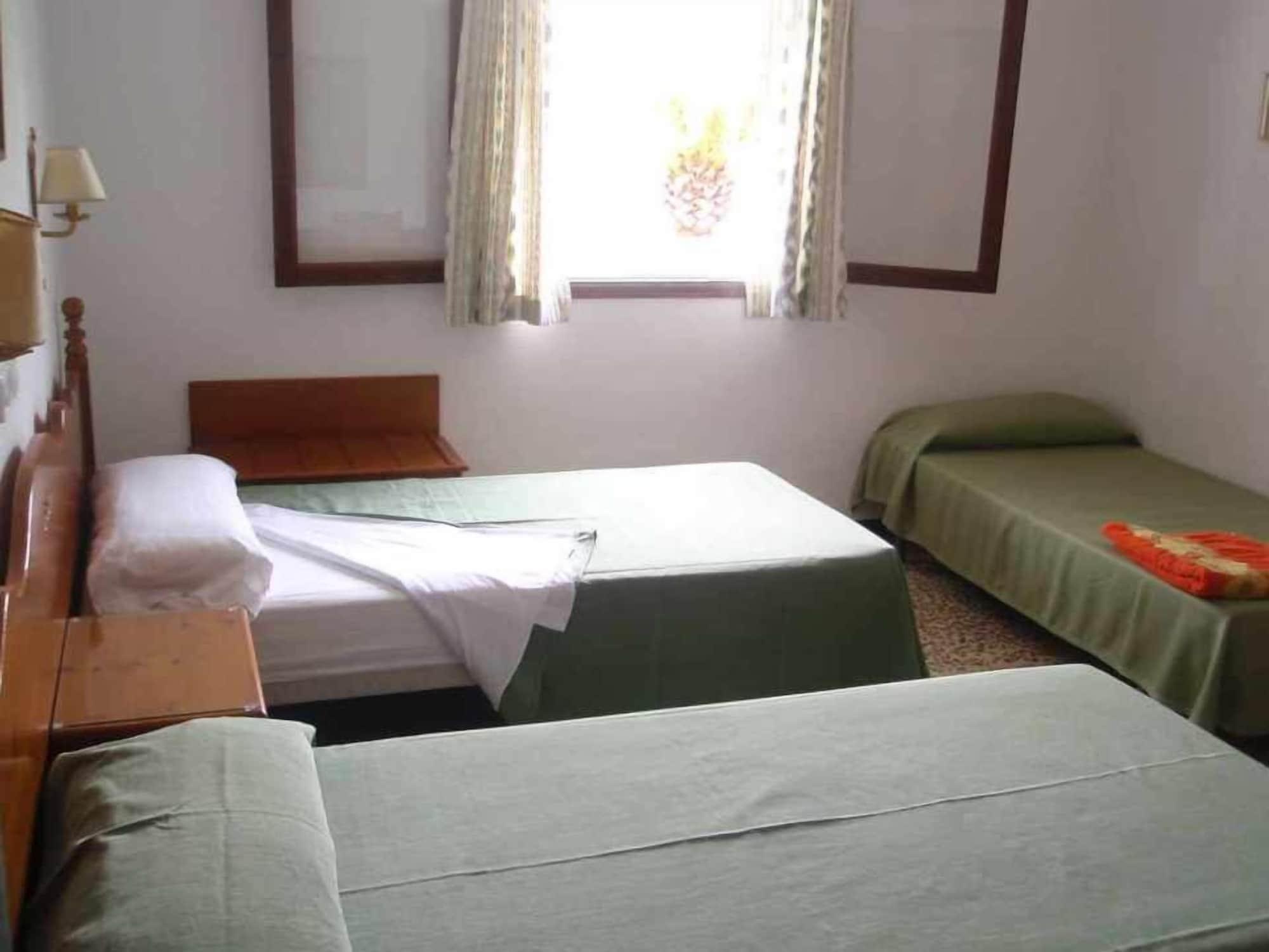 Hostal La Ceiba Cala D´Or Exterior foto