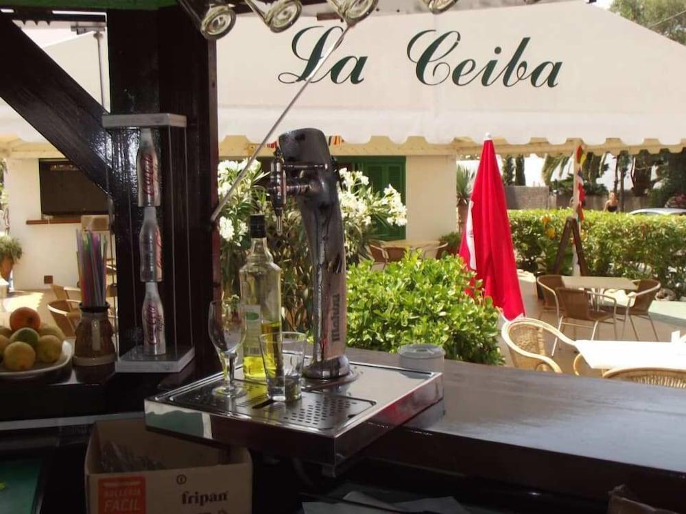 Hostal La Ceiba Cala D´Or Exterior foto